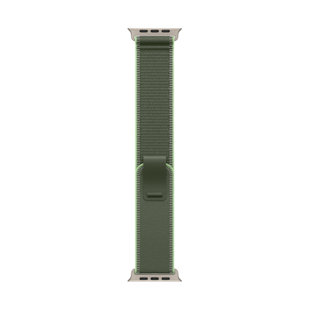 На фото изображено Apple Watch Ultra 3 GPS + Cellular, 49 мм, корпус из натурального титана, ремешок Trail, цвет зелёный, S/M